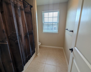 21210 Echo Manor Drive - Photo Thumbnail 20