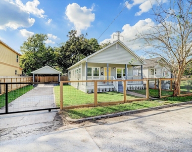 3515 Delhi Street - Photo Thumbnail 1