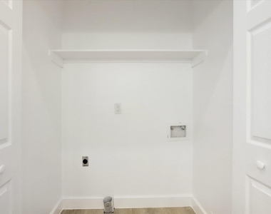 3515 Delhi Street - Photo Thumbnail 18