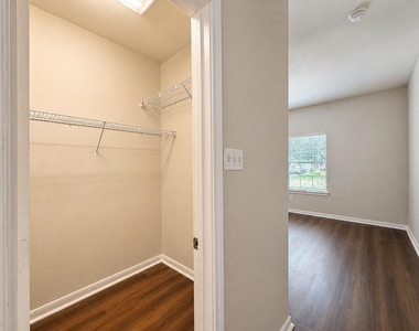 8343 Cassidy Creek Court - Photo Thumbnail 4