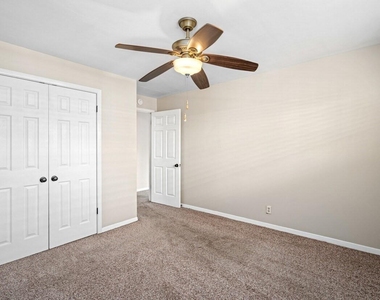 401 E Main Street - Photo Thumbnail 11