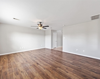 16267 Silver Wing Lane - Photo Thumbnail 2