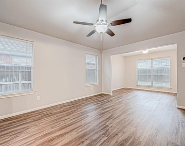 1524 Robin Avenue - Photo Thumbnail 17