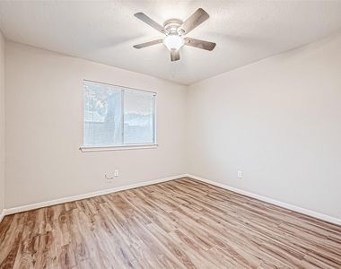 1524 Robin Avenue - Photo Thumbnail 25