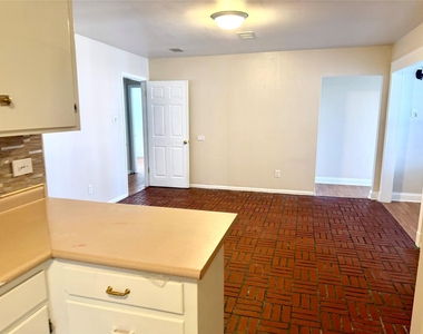 4275 Bethel Boulevard - Photo Thumbnail 13