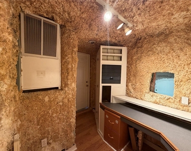 4275 Bethel Boulevard - Photo Thumbnail 17