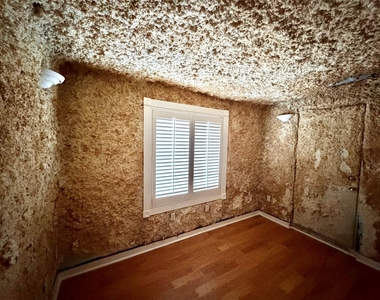 4275 Bethel Boulevard - Photo Thumbnail 15