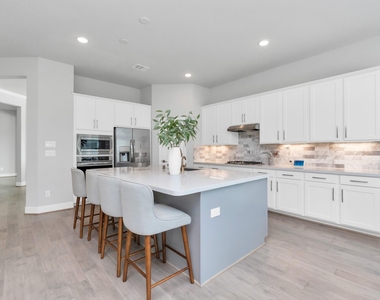 28646 Monarch Cliffs Drive - Photo Thumbnail 14