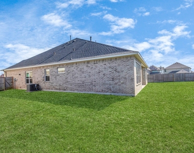 28646 Monarch Cliffs Drive - Photo Thumbnail 32