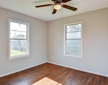 131 Lakewood Drive - Photo Thumbnail 13