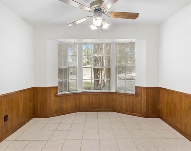 2106 Wickburn Drive - Photo Thumbnail 18