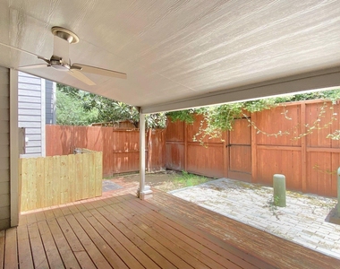 54 Alderon Woods Place - Photo Thumbnail 44