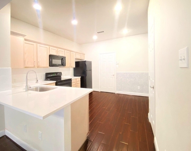 54 Alderon Woods Place - Photo Thumbnail 10