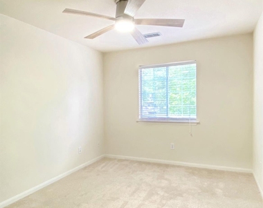54 Alderon Woods Place - Photo Thumbnail 35