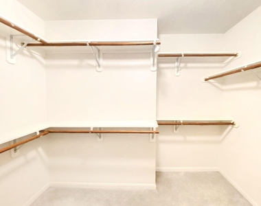 54 Alderon Woods Place - Photo Thumbnail 32