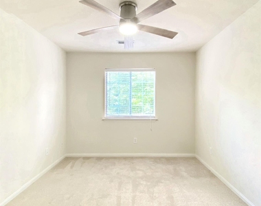 54 Alderon Woods Place - Photo Thumbnail 34