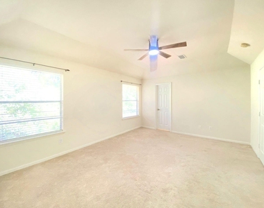 54 Alderon Woods Place - Photo Thumbnail 24