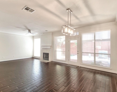 54 Alderon Woods Place - Photo Thumbnail 4