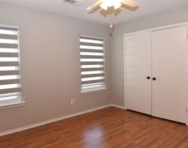 2822 Grants River Circle - Photo Thumbnail 26