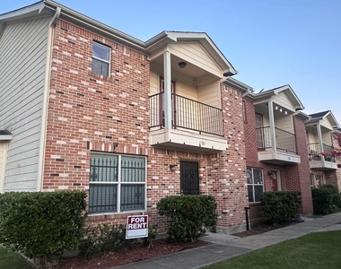 2702 Vienna Place - Photo Thumbnail 19
