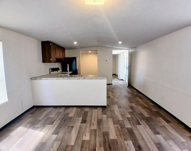 715 Windwood Drive - Photo Thumbnail 9