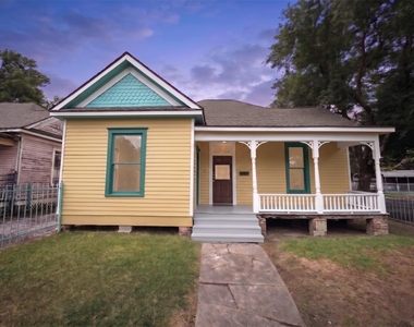 2119 Hardy Street - Photo Thumbnail 5