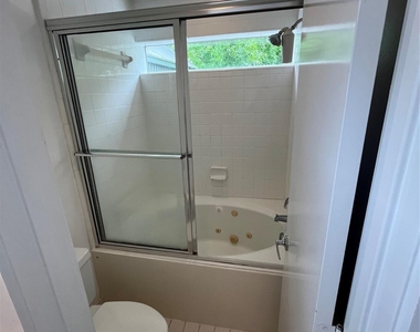 1315 Buckner Street - Photo Thumbnail 18