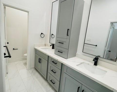 5312 Denmark Street - Photo Thumbnail 13