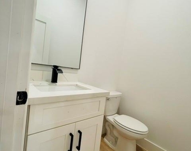 5312 Denmark Street - Photo Thumbnail 5