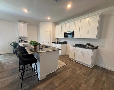1527 Cinque Terre Way - Photo Thumbnail 6