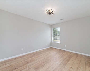 4007 Starbridge Pointe Lane - Photo Thumbnail 24