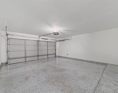 4007 Starbridge Pointe Lane - Photo Thumbnail 27