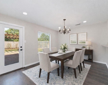 4007 Starbridge Pointe Lane - Photo Thumbnail 7