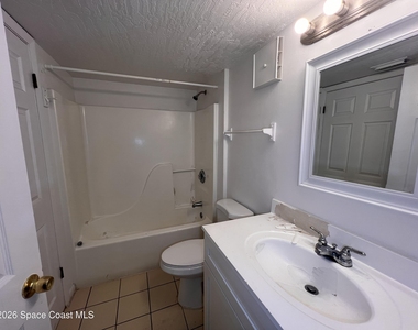 3214 Tree Ridge Lane Ne - Photo Thumbnail 12
