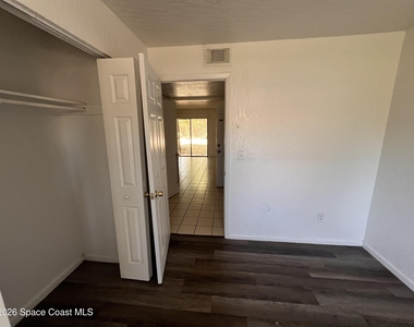 3214 Tree Ridge Lane Ne - Photo Thumbnail 3