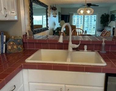 3060 N Atlantic Avenue - Photo Thumbnail 11