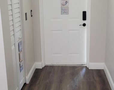 1590 S 42nd Circle - Photo Thumbnail 15