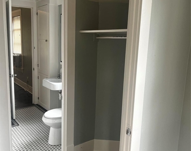 1711 W Main Street - Photo Thumbnail 6