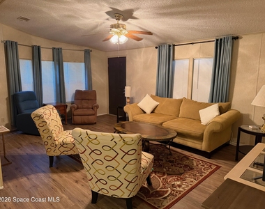 706 Hyacinth Circle - Photo Thumbnail 2