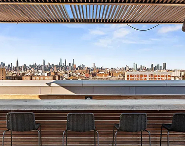 10 Montieth Street - Photo Thumbnail 10