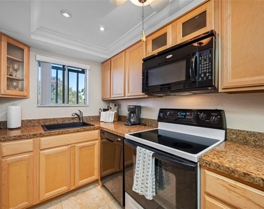 1243 S Martin Luther King Jr Avenue - Photo Thumbnail 7