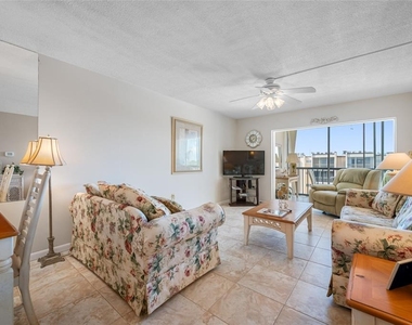 1243 S Martin Luther King Jr Avenue - Photo Thumbnail 16