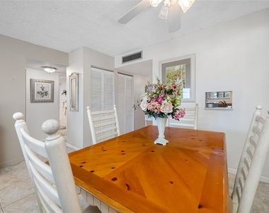 1243 S Martin Luther King Jr Avenue - Photo Thumbnail 13