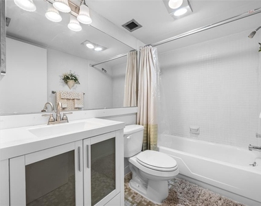1243 S Martin Luther King Jr Avenue - Photo Thumbnail 34
