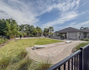 6334 Fairmont Lane - Photo Thumbnail 27