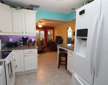 1207 Lakehouse Court - Photo Thumbnail 3