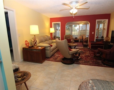 1207 Lakehouse Court - Photo Thumbnail 5