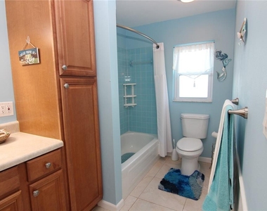 1207 Lakehouse Court - Photo Thumbnail 17