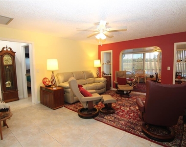 1207 Lakehouse Court - Photo Thumbnail 6