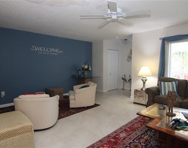 1207 Lakehouse Court - Photo Thumbnail 23